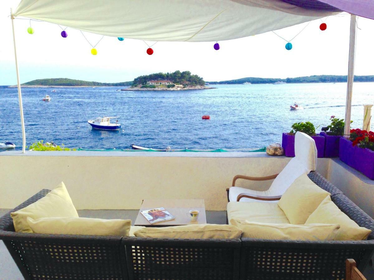 Seafront Rooms Hvar Town Exteriör bild